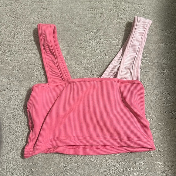cute pink crop top - Picture 2 of 2